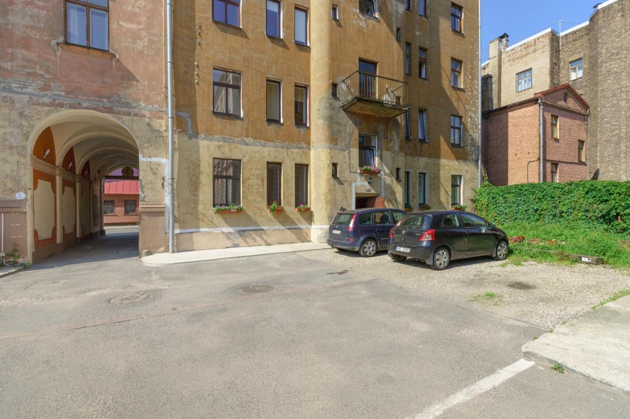Hotel Knights Court Riga Exterior foto